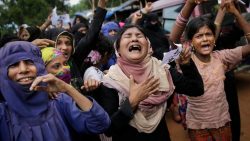 Rohingya: UN calls for Myanmar generals to be prosecuted for genocide, war crimes and crimes against humanity